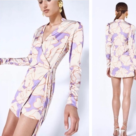 Alexis Fiji Wrap Dress in Wisteria Sz Medium
Party Wedding Vacation Chic Floral - Picture 2 of 12